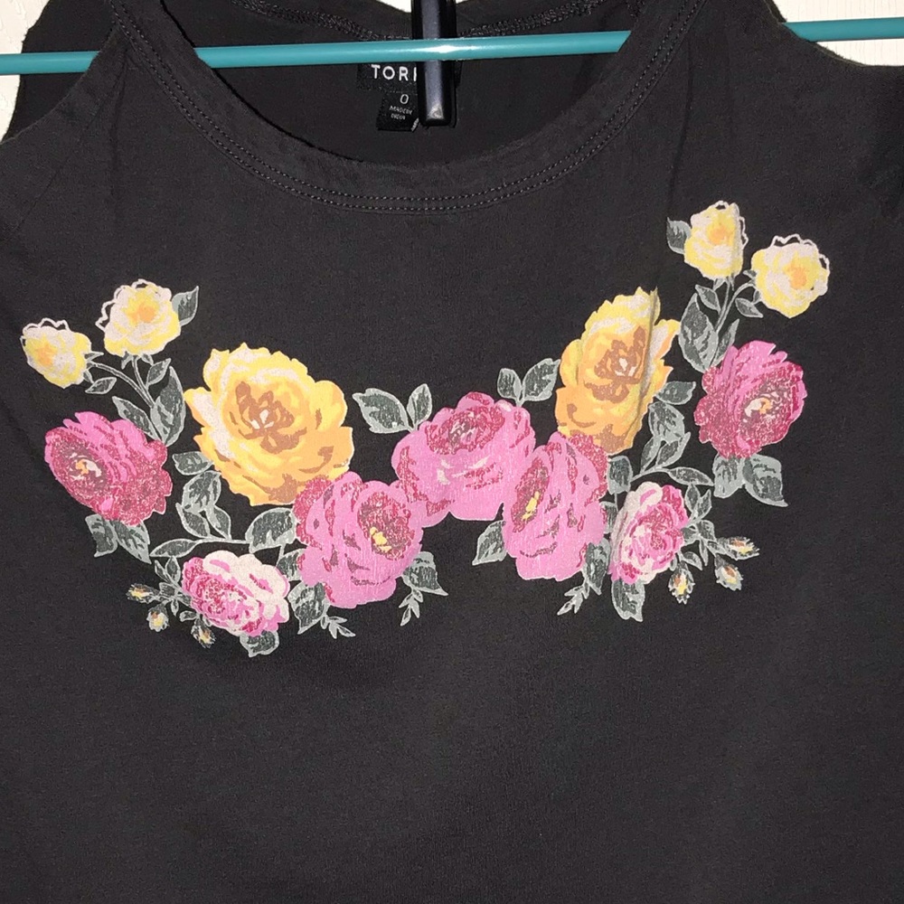 Torrid Hanging sleeve floral tee - Picture 2 of 2